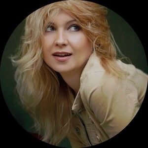 Meet your Posher, Alison